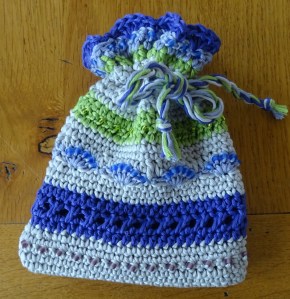 Crochet pouch